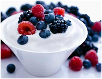 breakfast yoghurt berries healthy breakfast